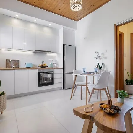 Maestro House